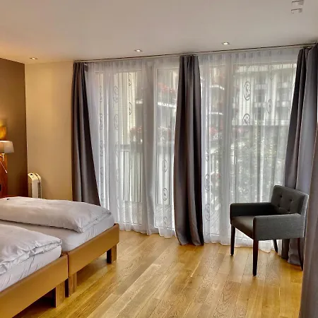Hotel Central 3*