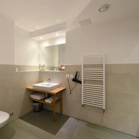 Hotel Central 3*
