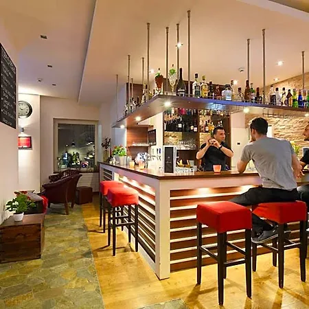 Hotel Central